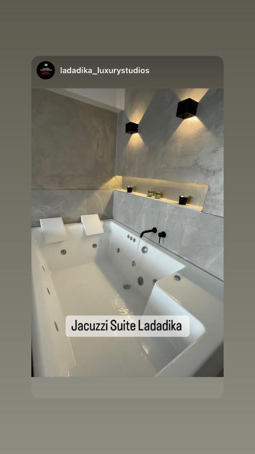 Jacuzzi Suite Ladadika Thessaloniki Exterior foto