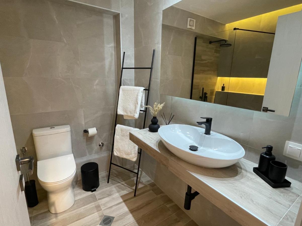 Jacuzzi Suite Ladadika Thessaloniki Exterior foto
